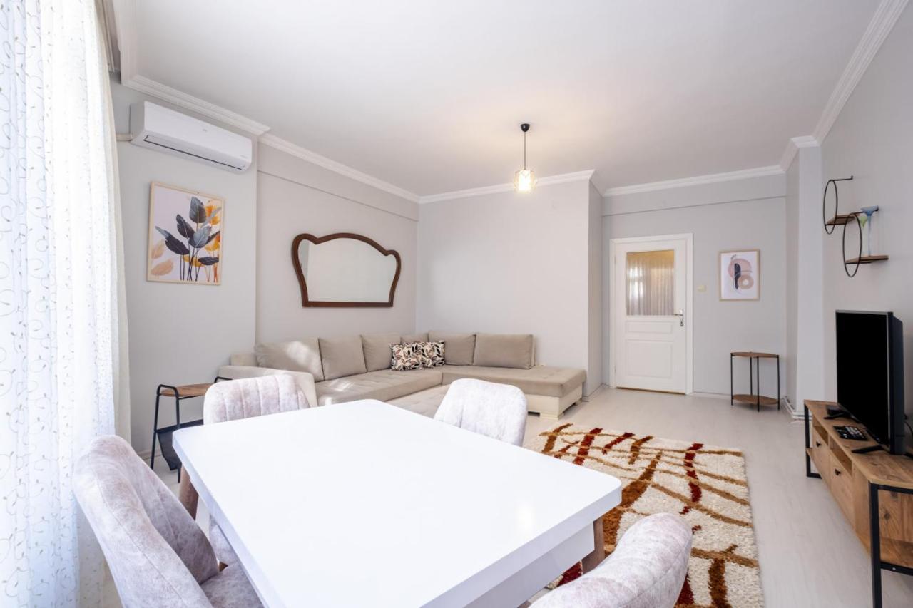 Fully Equipped Cozy Home In Kadikoy อิสตันบูล ภายนอก รูปภาพ