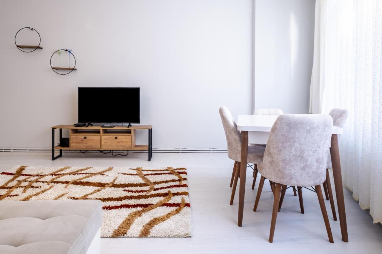 Fully Equipped Cozy Home In Kadikoy อิสตันบูล ภายนอก รูปภาพ
